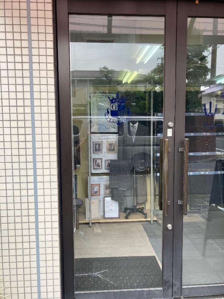 出入り口ドア